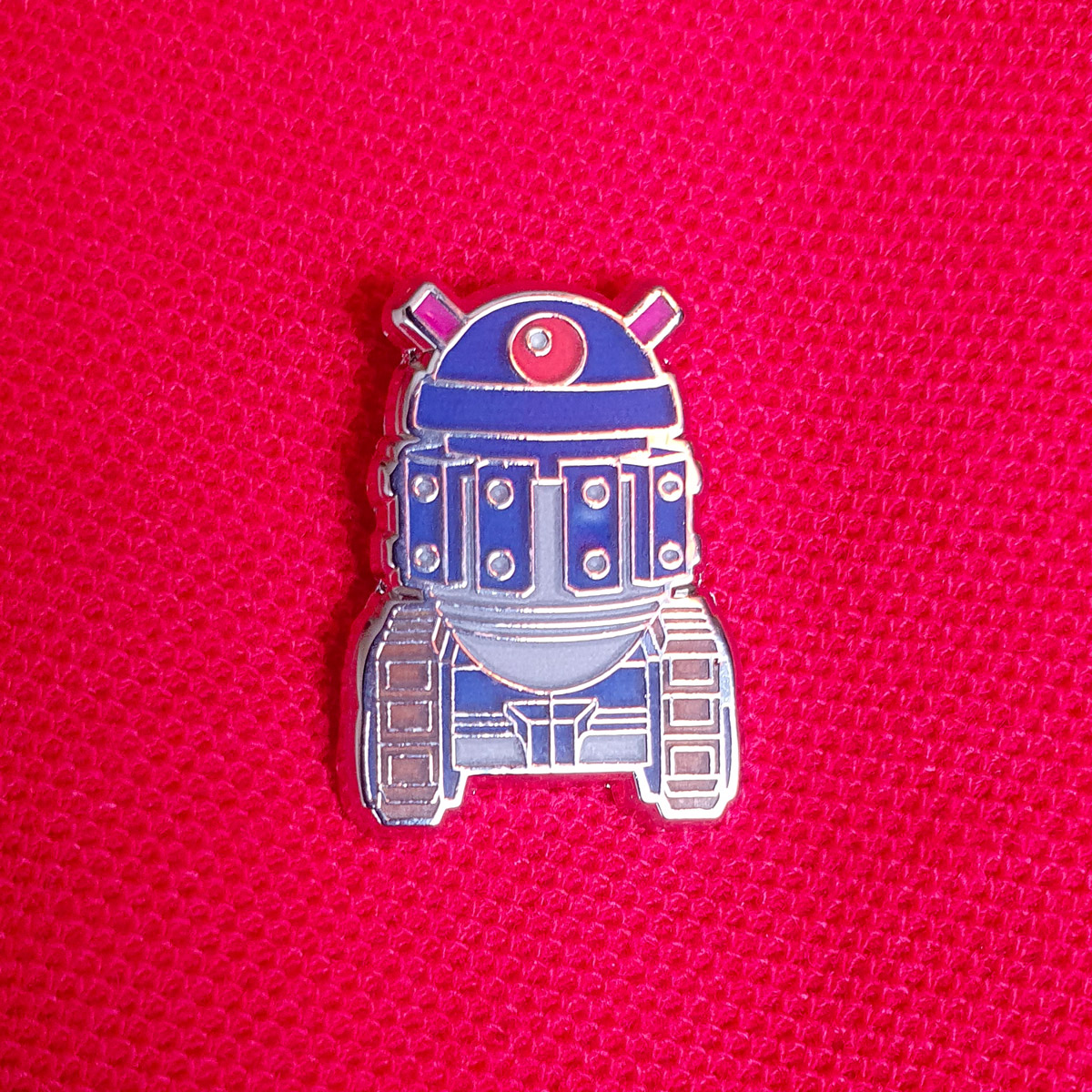 Enamel Pin Badge: DTN8 - Image 2